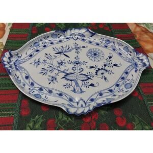 Meissen large serving platter Blue Onion Pattern 19th Century exceptional piece
